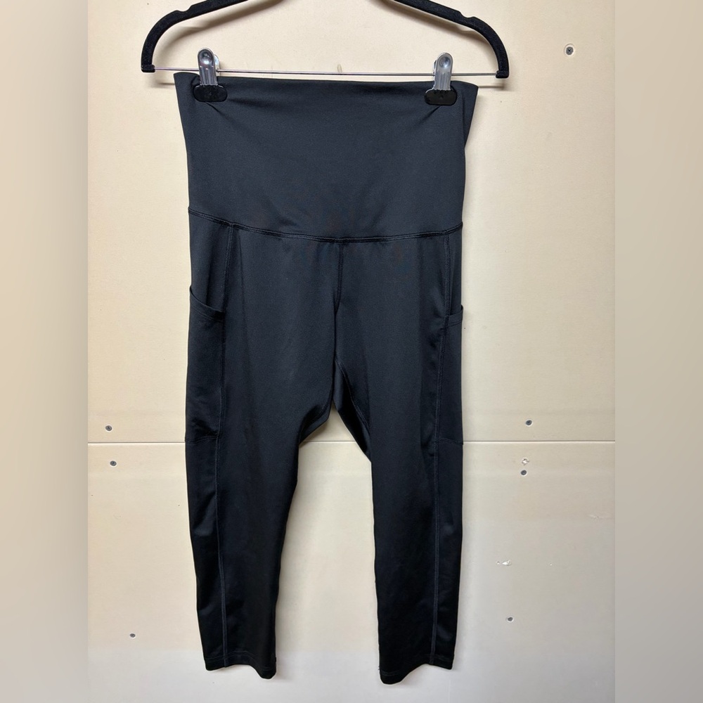 2/$20❤️- MATERNITY | Women’s Motherhood Bounce Back leggings size medium